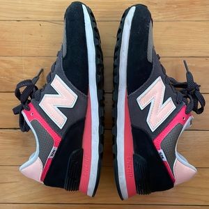 New Balance 574 Womens size 8